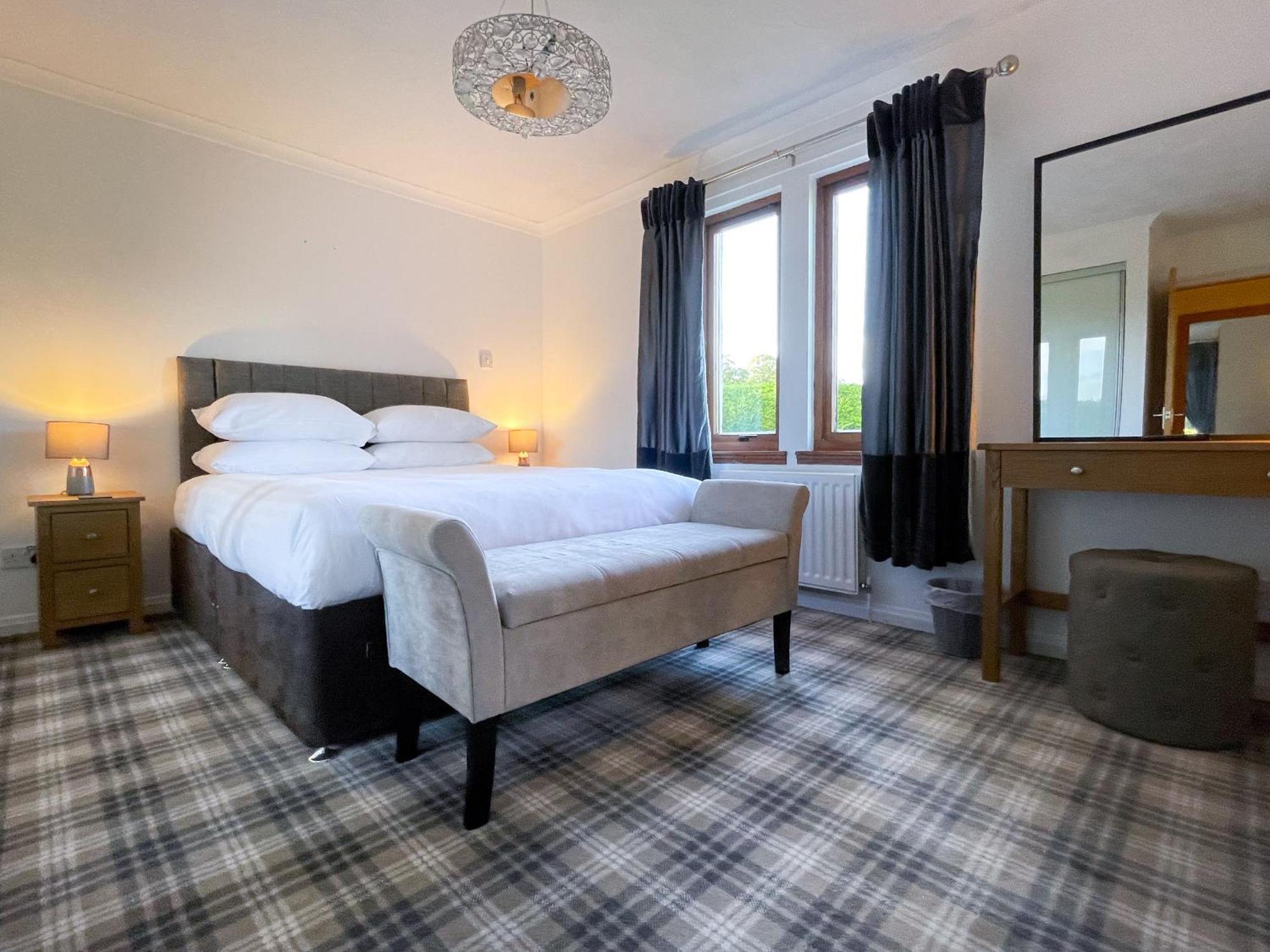 Loch Lomond Luxury Lodges Drymen Exterior photo